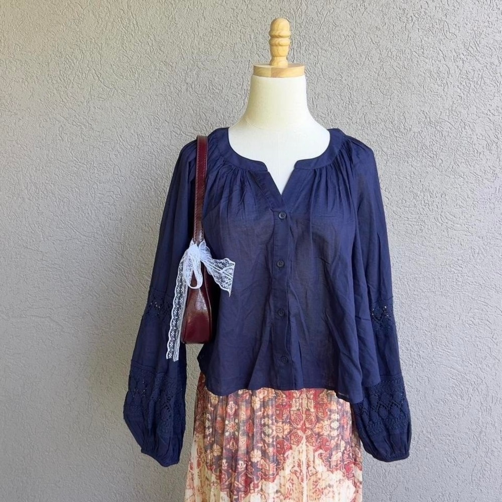 Aerie 100% Cotton Flowy Top Blouse Navy‎ Size Medium Boho Preppy